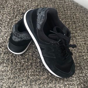 New Balance 574 Black Tennis Shoes